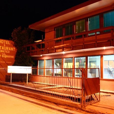 Hotel Yellow Submarine Punta Arenas Esterno foto