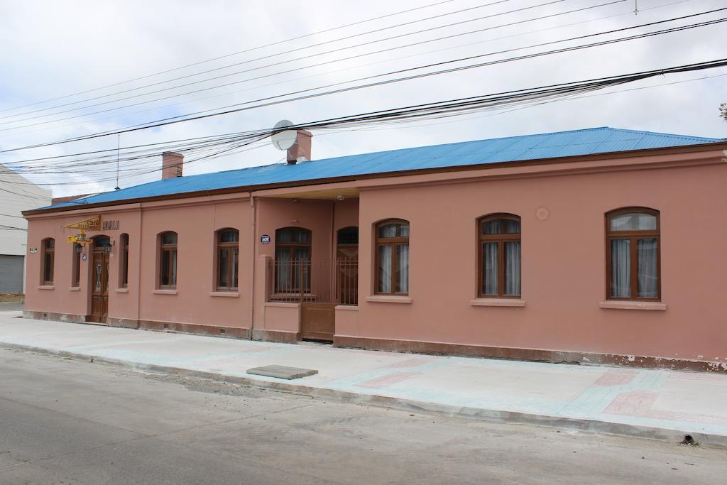 Hotel Yellow Submarine Punta Arenas Esterno foto